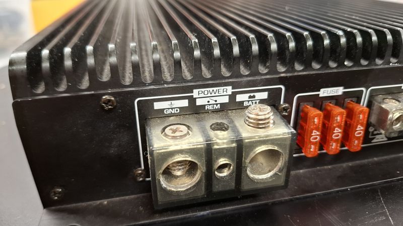 Brukt! US Amps Xterminator XT4000D mono forsterker. 4000watt